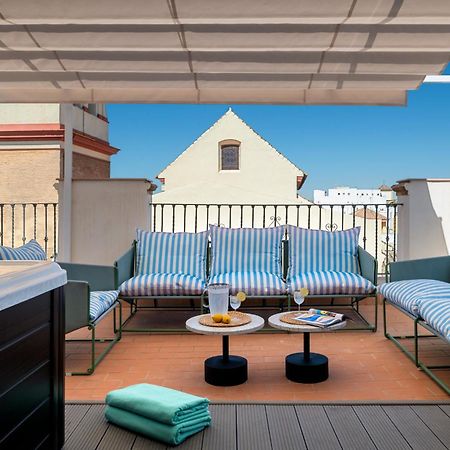 Magno Apartments San Gil - Shared Jacuzzi Seville Exterior photo