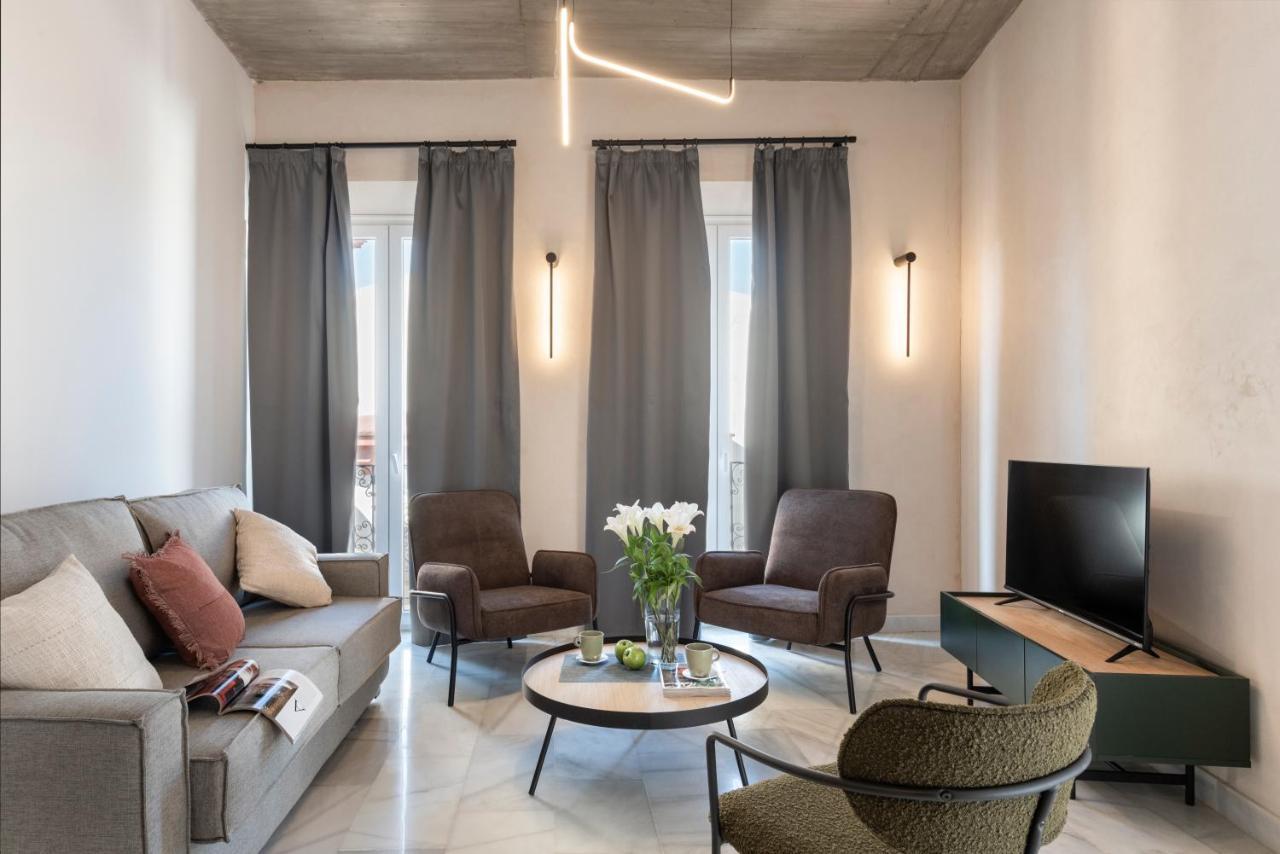 Magno Apartments San Gil - Shared Jacuzzi Seville Exterior photo